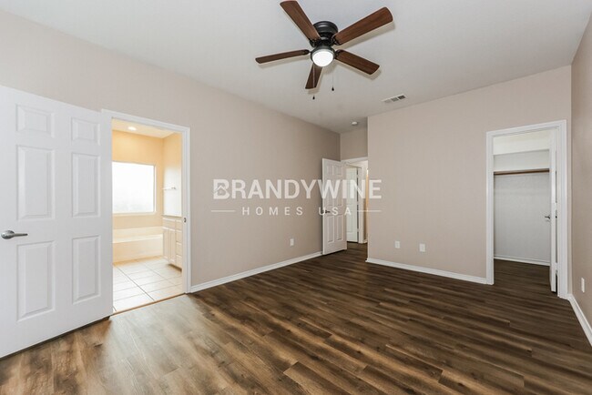 Building Photo - 14105 Silkwood Dr