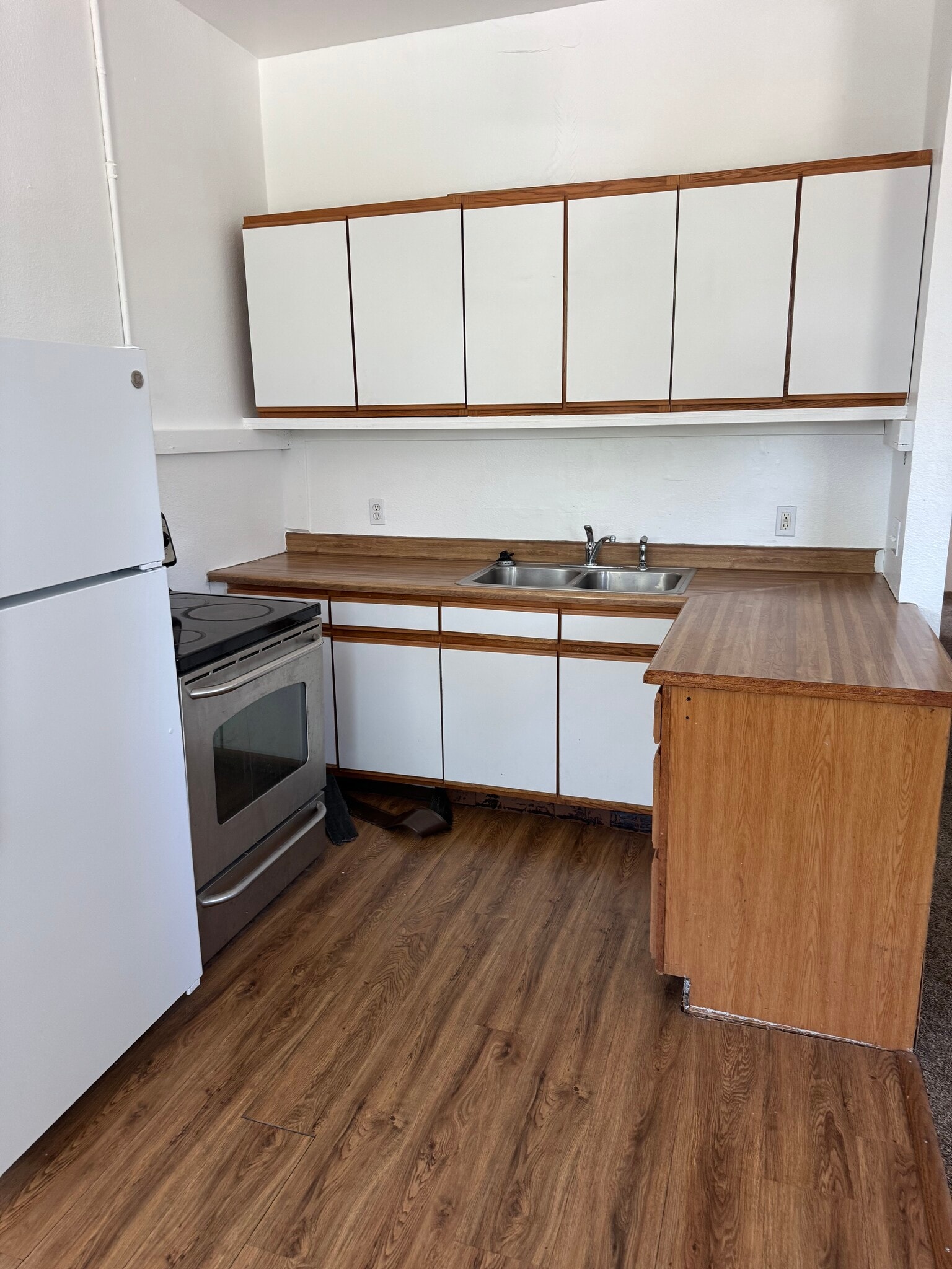 Kitchen - 1213 Lipan St