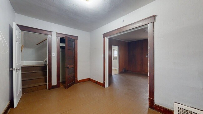 Building Photo - 3865 W 16th St