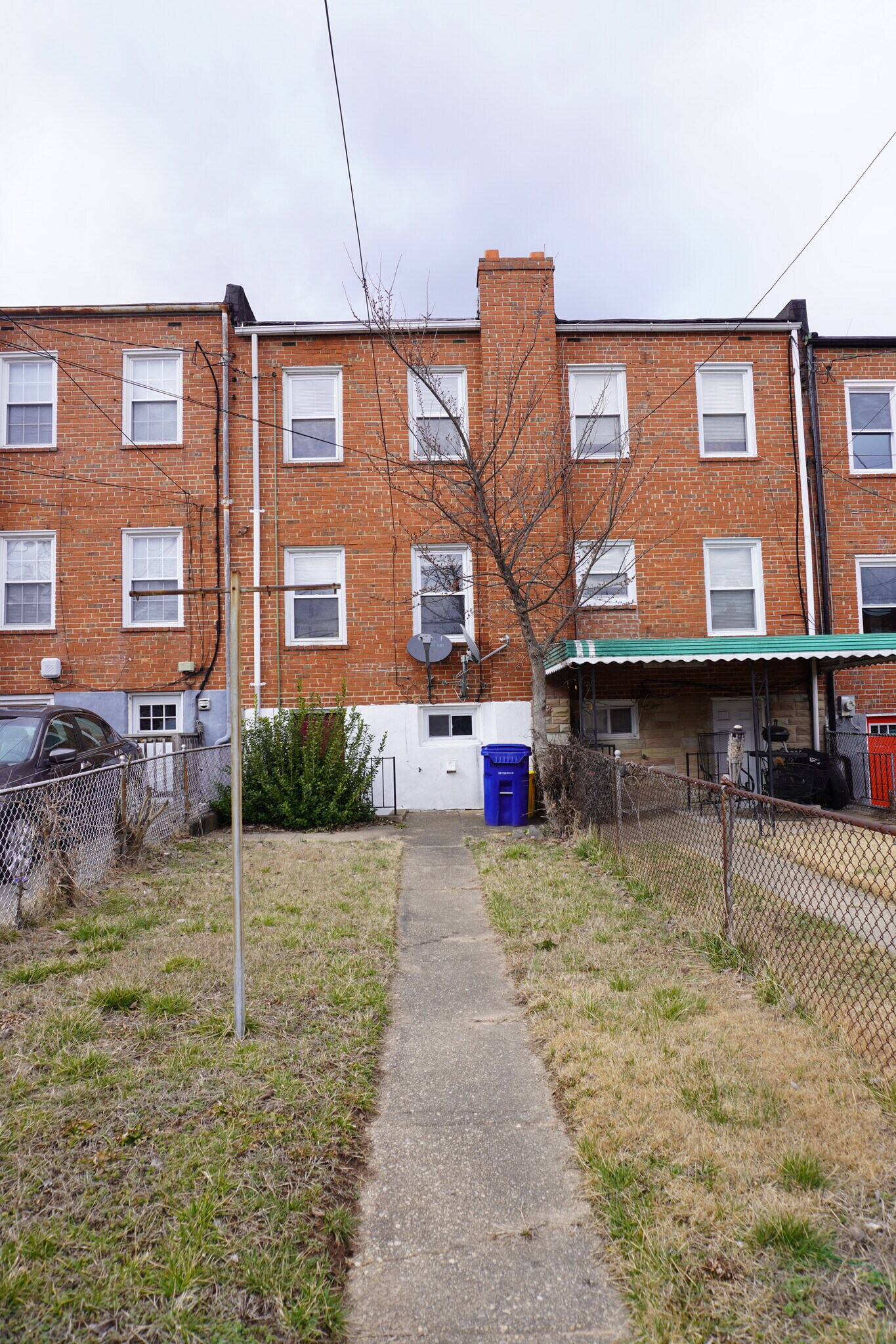 Building Photo - 3811 Lyndale Ave