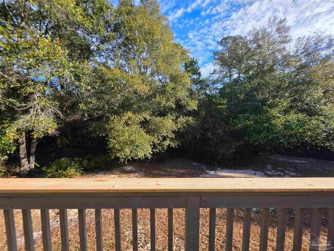 Building Photo - 6204 Pomeral Summit St