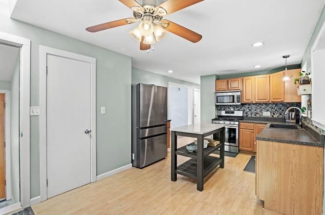 Building Photo - 10 Davignon St