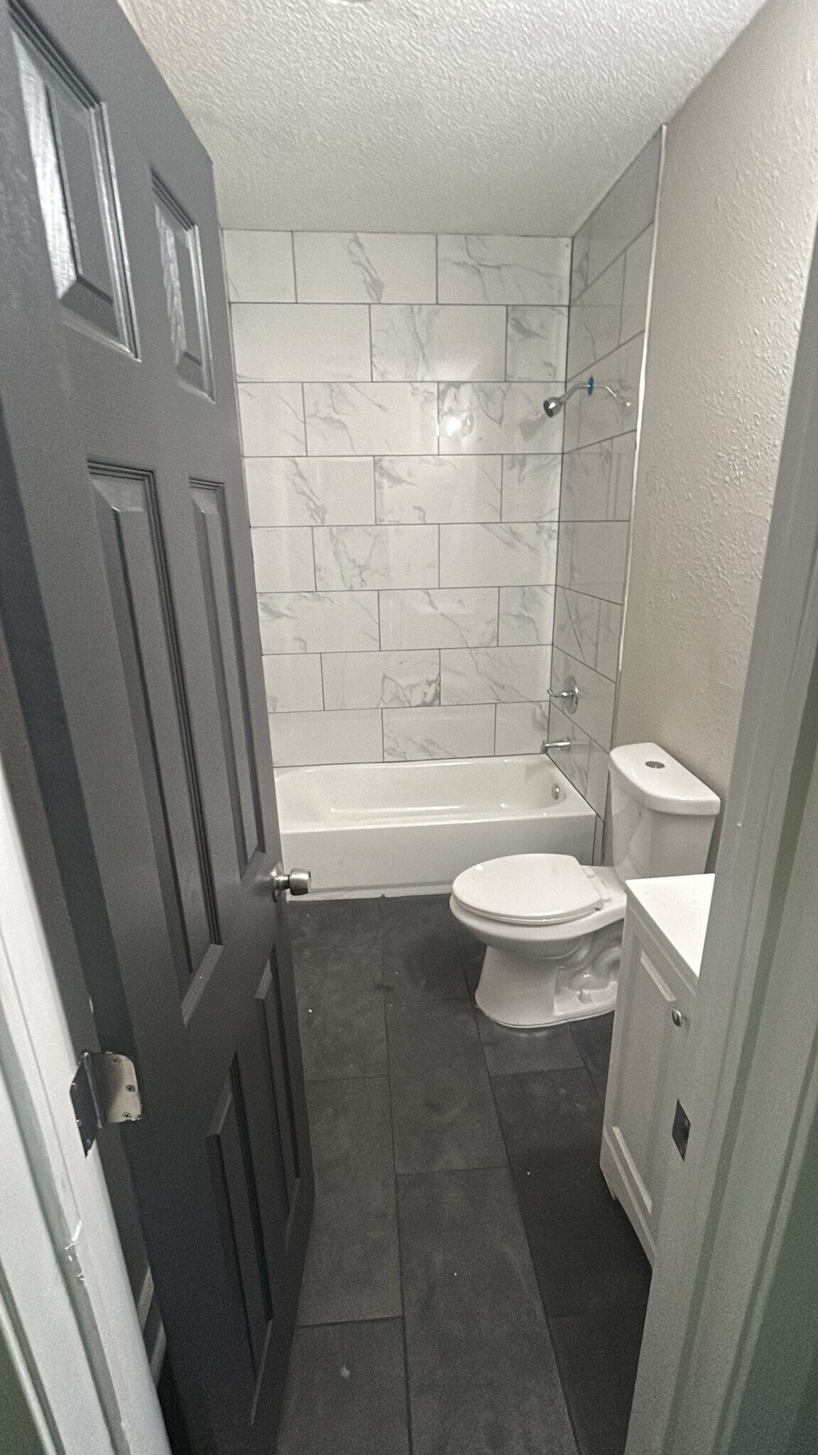 Building Photo - 2760 Lola Ave