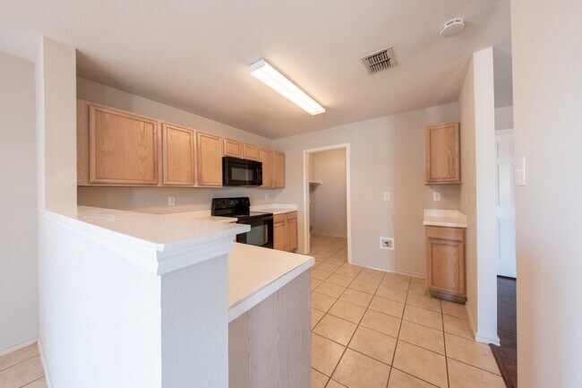 Building Photo - 520 Lewis Canyon Ln