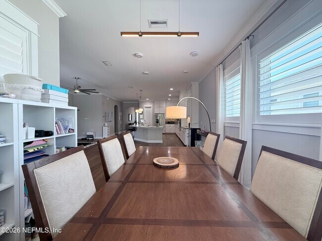 Building Photo - 161 Paradise Valley Dr