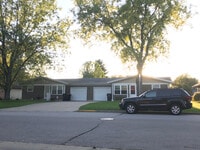 Building Photo - 204 Bruns St