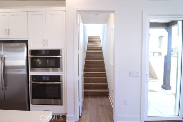 Building Photo - 273 Shoveler