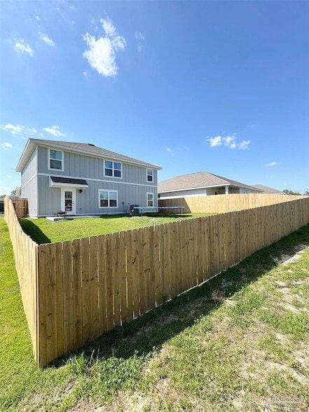 Building Photo - 3315 Garganey Rd