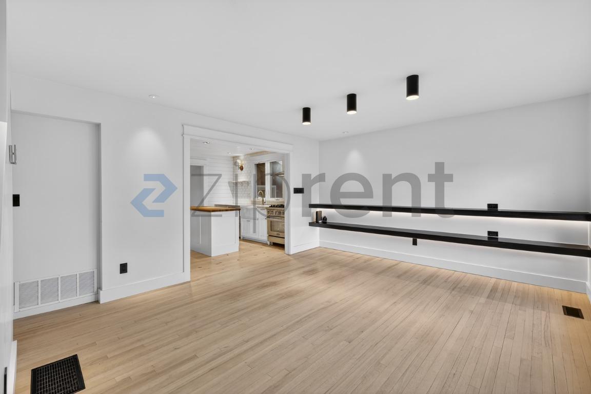 Building Photo - 6 Bonwit Rd