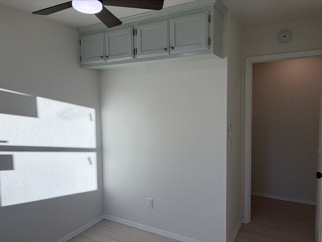 Building Photo - 272 Echo Ln