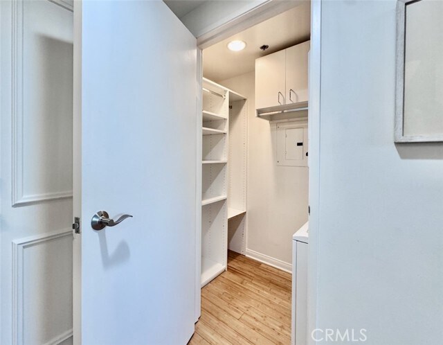 Building Photo - 525 E Seaside Way