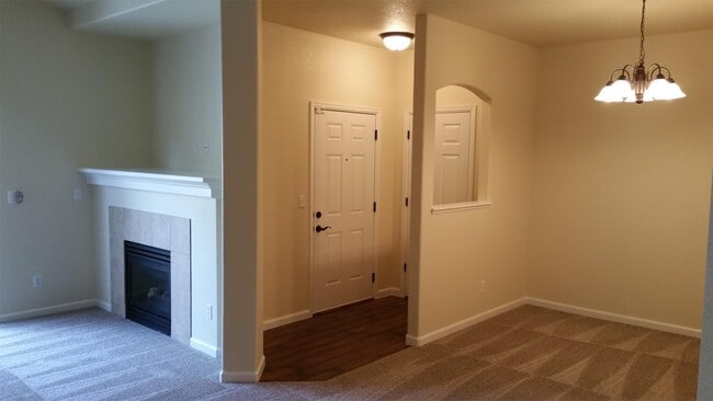 Building Photo - 1819 Aspen Meadows Cir