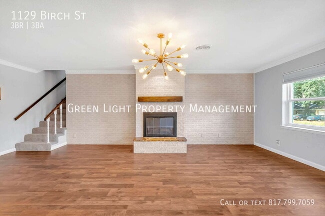 Building Photo - 1129 Birch St