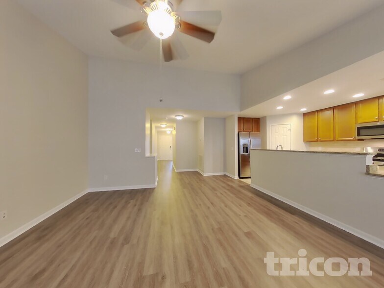 Building Photo - 2609 Jordan Ridge Dr