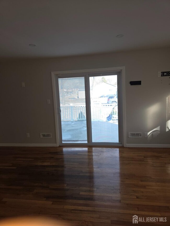 Building Photo - 5200 Emerson St