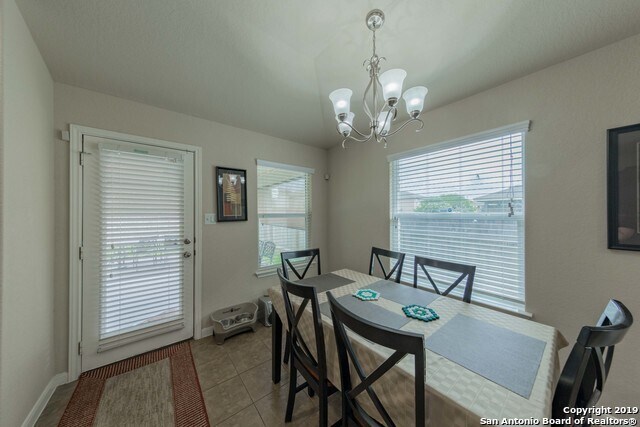 Building Photo - 751 Guna Dr