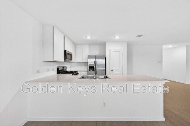 Building Photo - 10212 Regal Bend Ln