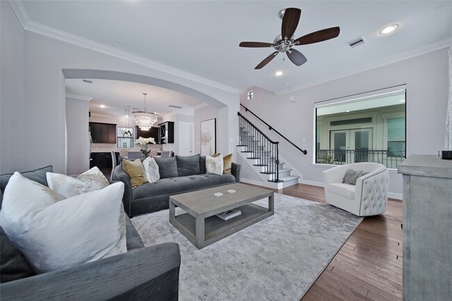 Building Photo - 5703 Kansas St