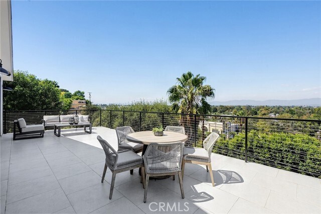 Building Photo - 11553 Sunshine Terrace