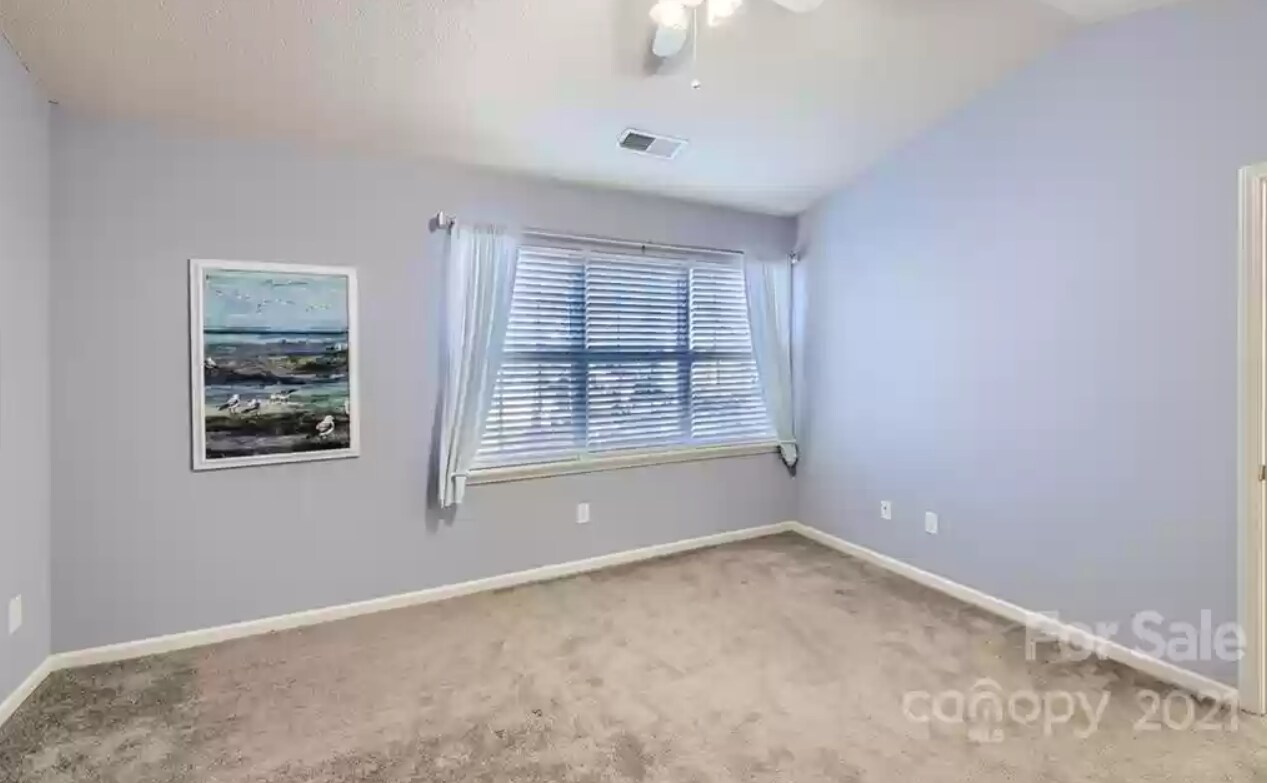 Second bedroom - 12707 Spirit Bound Way