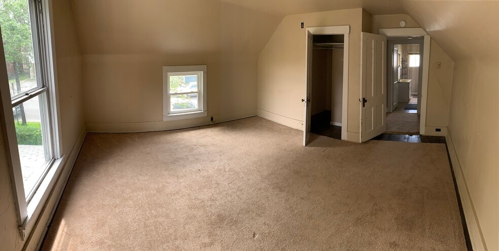 Bedroom 1 - 245 Green St