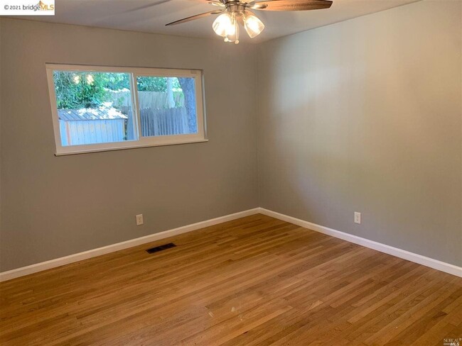 Building Photo - 1801 Sereno Dr