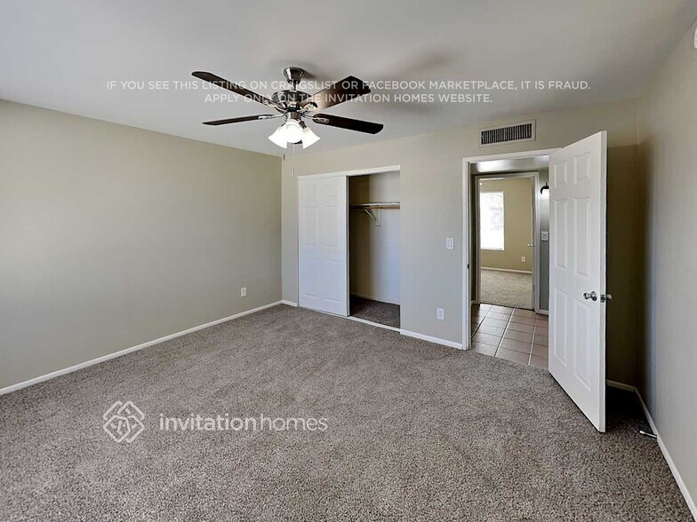 Building Photo - 10902 W Montecito Ave