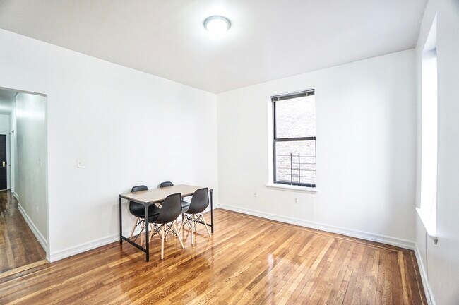 Building Photo - 235 W 146th St