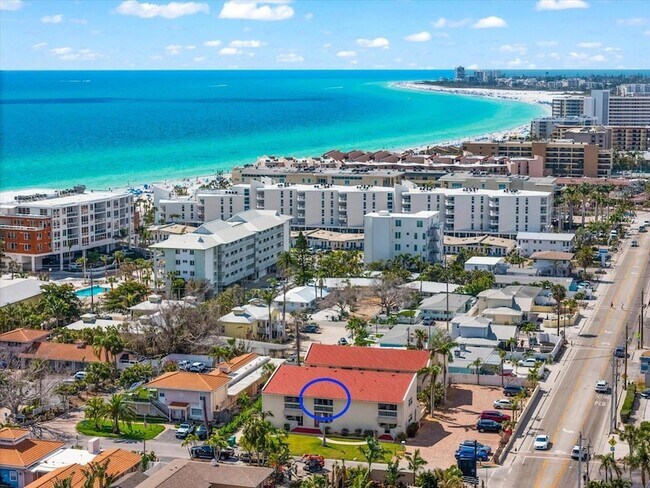 Building Photo - 6708 Sarasea Cir