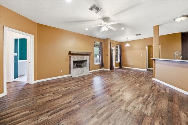 Building Photo - 13262 Lake Breeze Ln