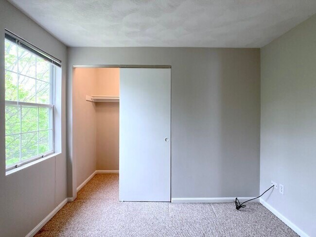 Building Photo - 25 Columbia Ave