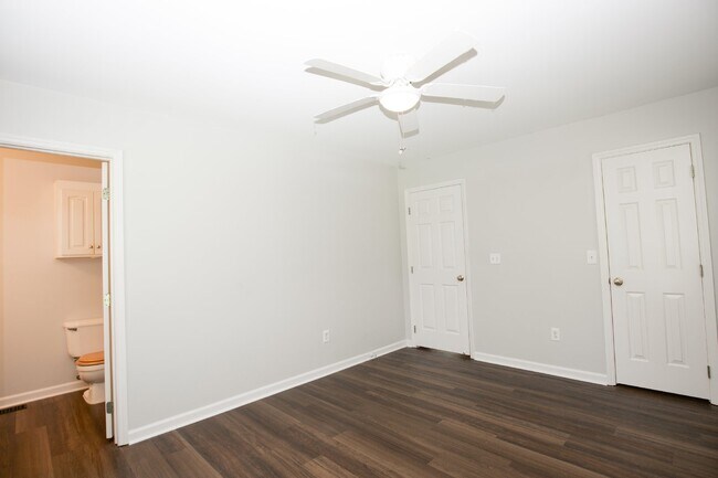 Building Photo - Charming 3-Bed, 2-Bath Home in Pittsboro's Serene Olde Farm Neighborhood! ?????