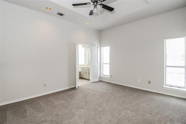 Building Photo - 2102 Monterrey Pl