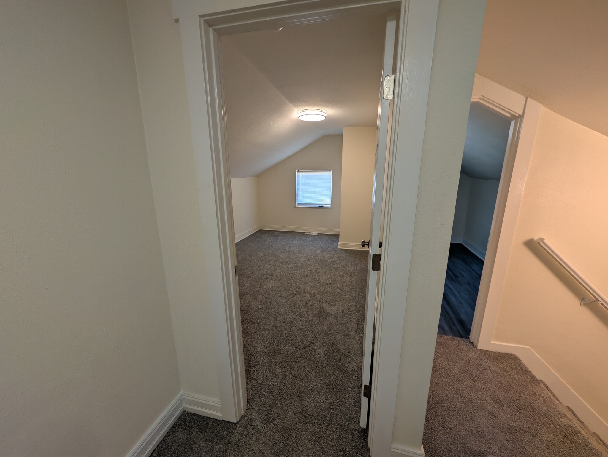 Building Photo - 3603 Sunnyview Rd NE