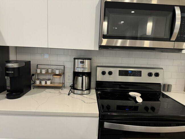 Building Photo - Available Furnished or Unfurnished