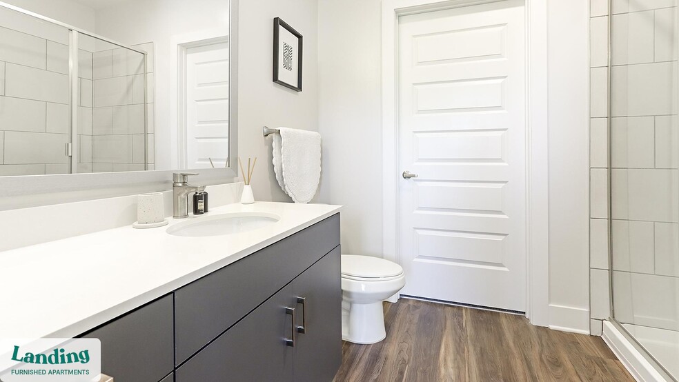 Building Photo - 2201 Glenwood Ave SE