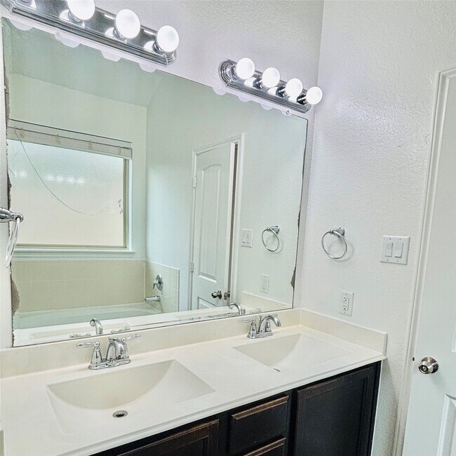 Building Photo - 22480 Toronado Ridge Ln