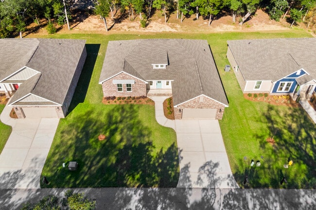 Building Photo - 109 Spruce St