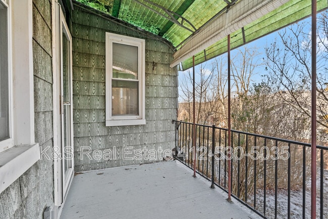 Building Photo - 523 Edgewood Ave