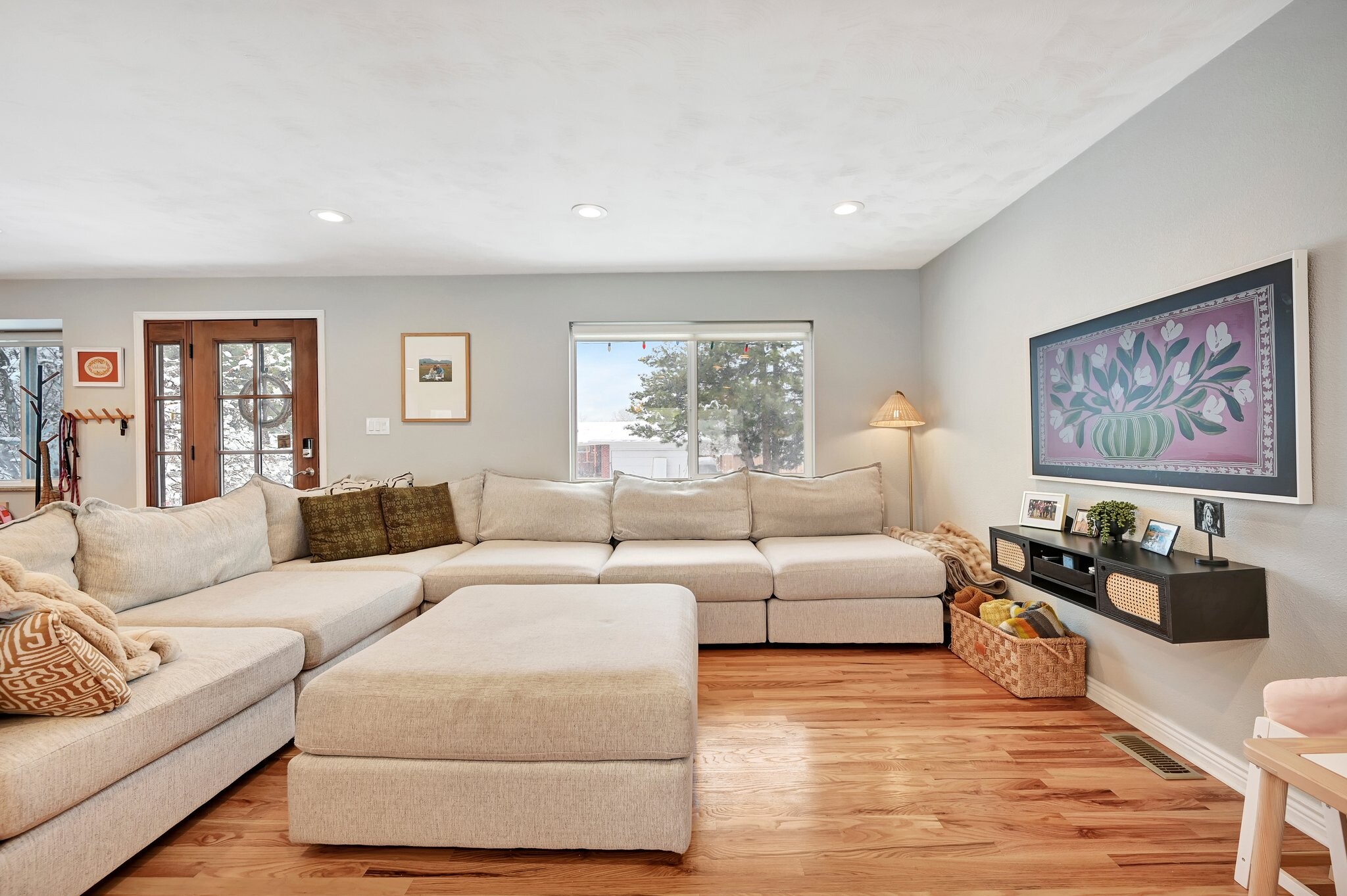 Building Photo - 6526 S Elizabeth Way