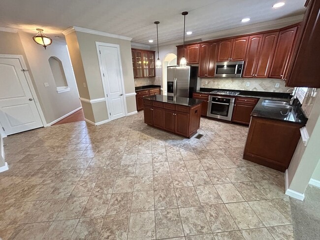 Building Photo - 912 Bells Creek Ct