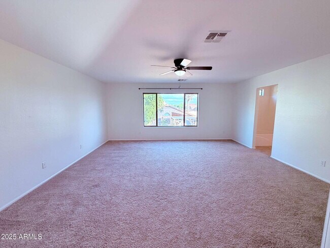 Building Photo - 37911 N Luke Ln