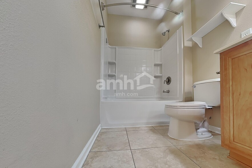 Building Photo - 3901 Ringneck Dr
