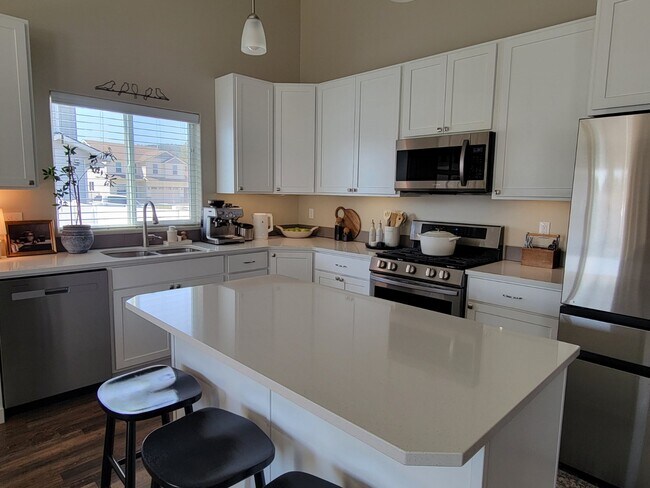 Kitchen - 15407 N Renee Ct