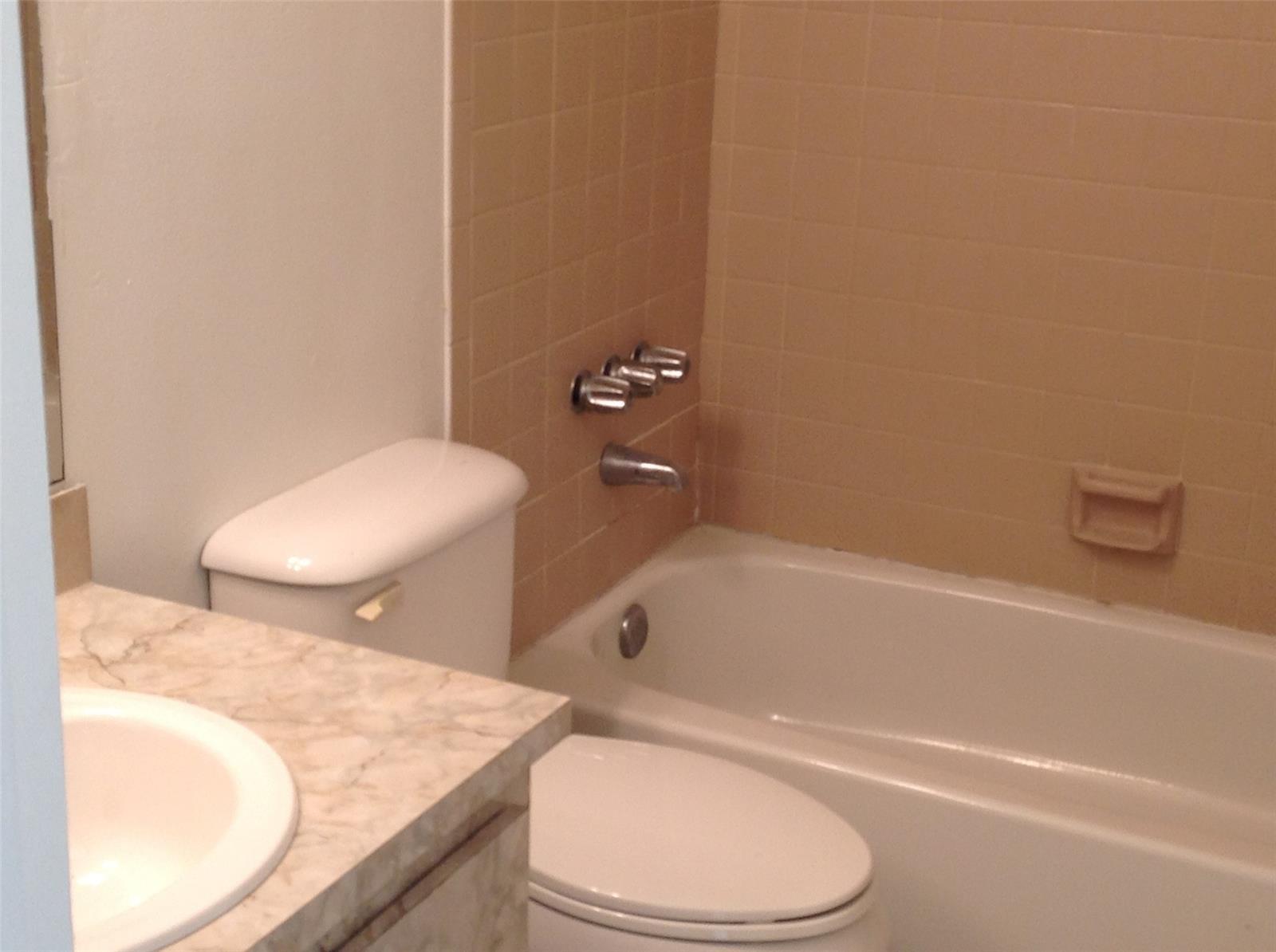 Building Photo - 10815 NW 45th St