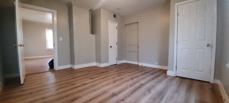 Building Photo - 1610 24th Ave N