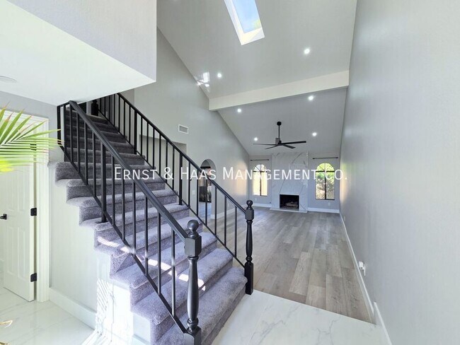 Building Photo - 16810 Picadilly Ln