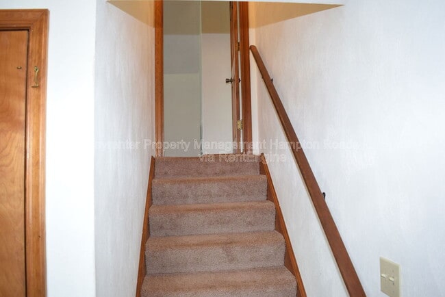 Building Photo - 1210 Plantation Lakes Cir