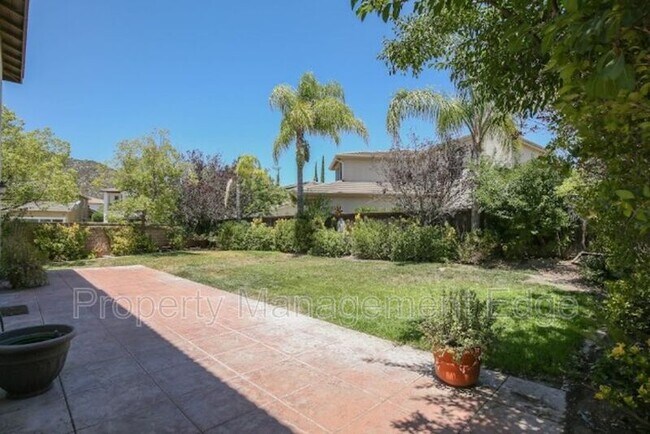 Building Photo - 23536 Silverwood St