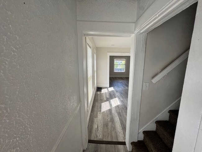 Building Photo - 3029 W 104th St